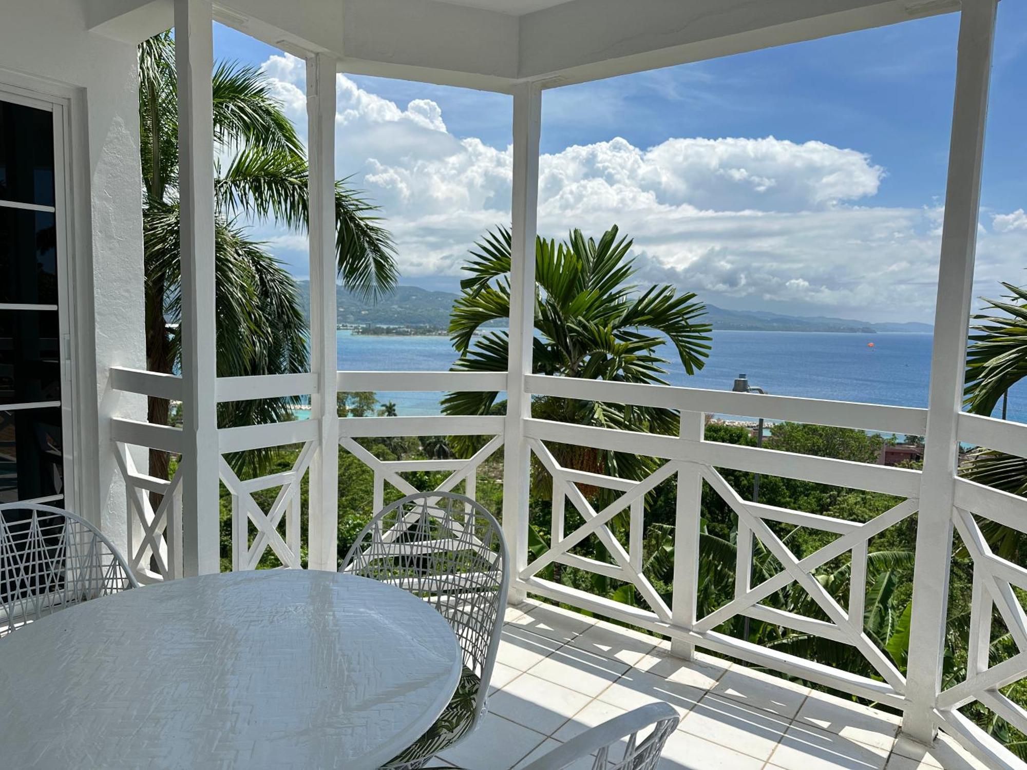 Falcon Islandview - Airport Pickup Available - 24Security Montego Bay Exteriör bild